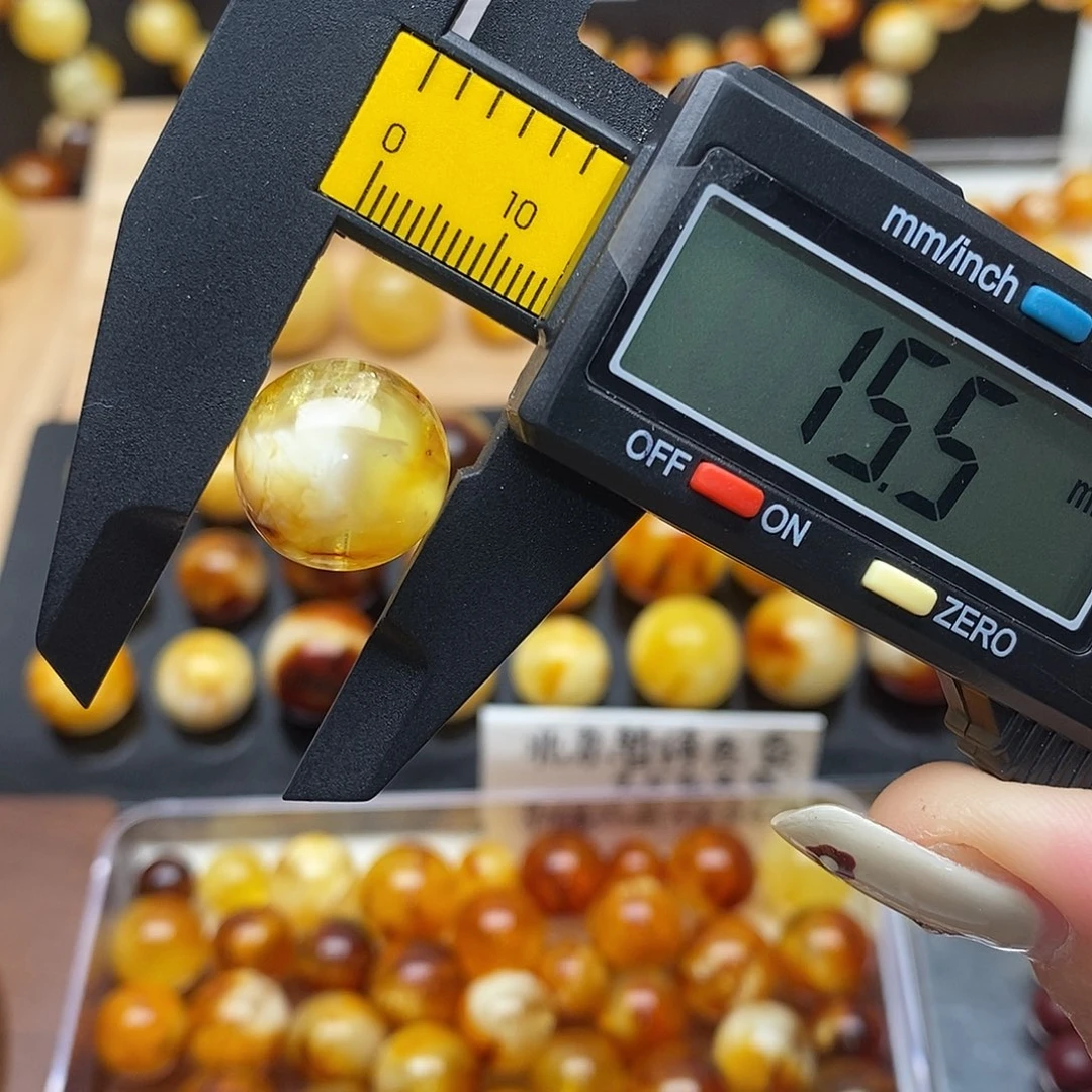 裸石琥珀未镶嵌蜜蜡637