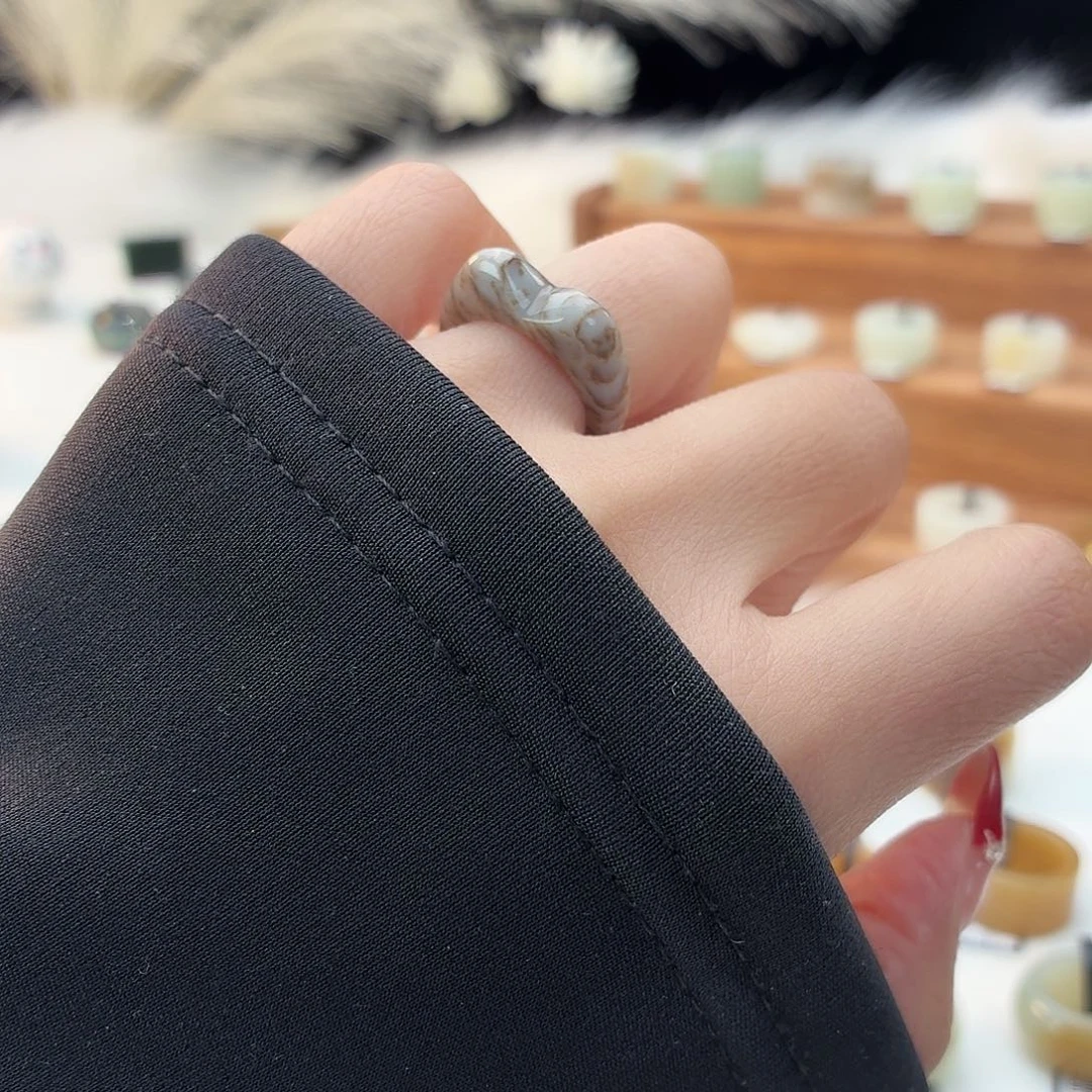 和田玉未镶嵌戒指i73豹纹猫耳16.1mm