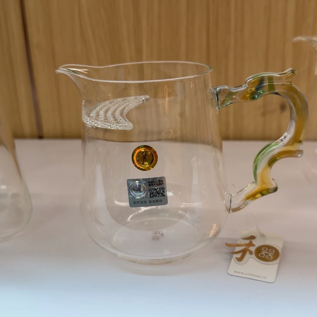 ớ***ờ禾器丰隆月牙迷翠公道杯