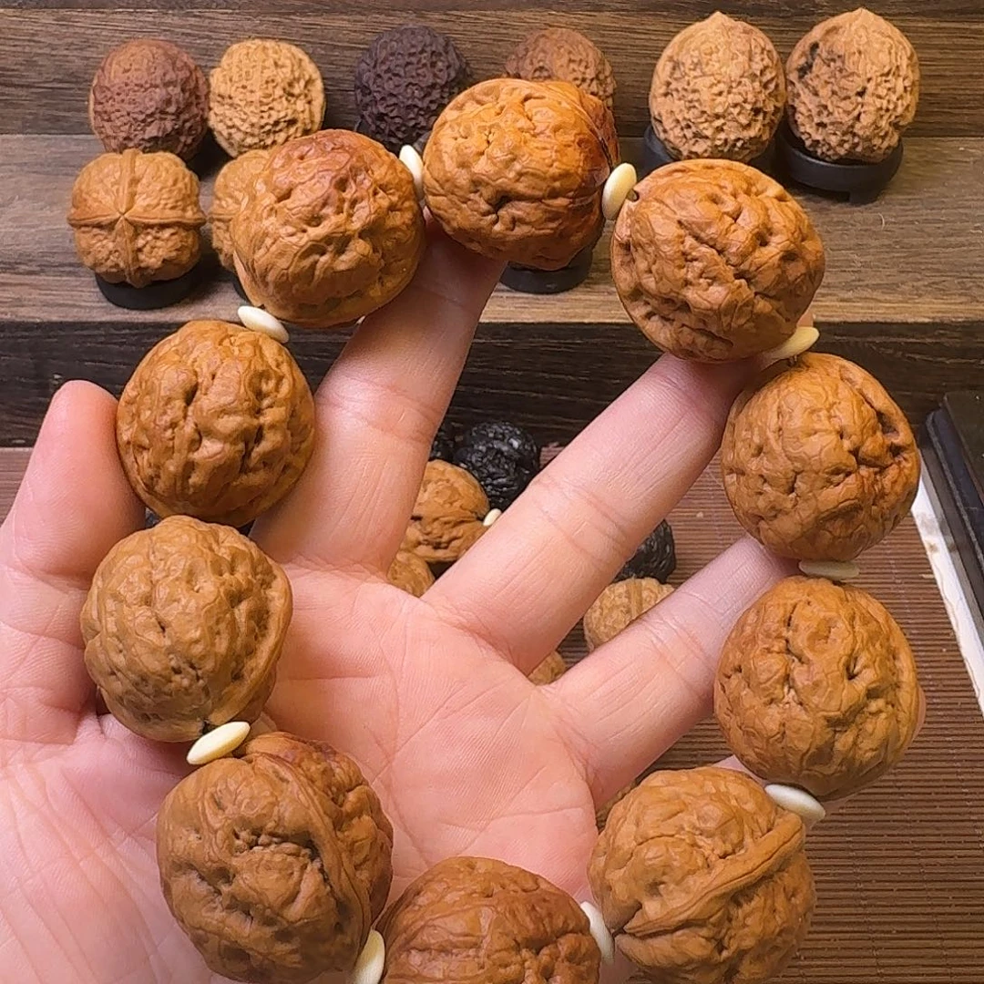 文玩核桃吊坠12小青蛙手持29尺寸