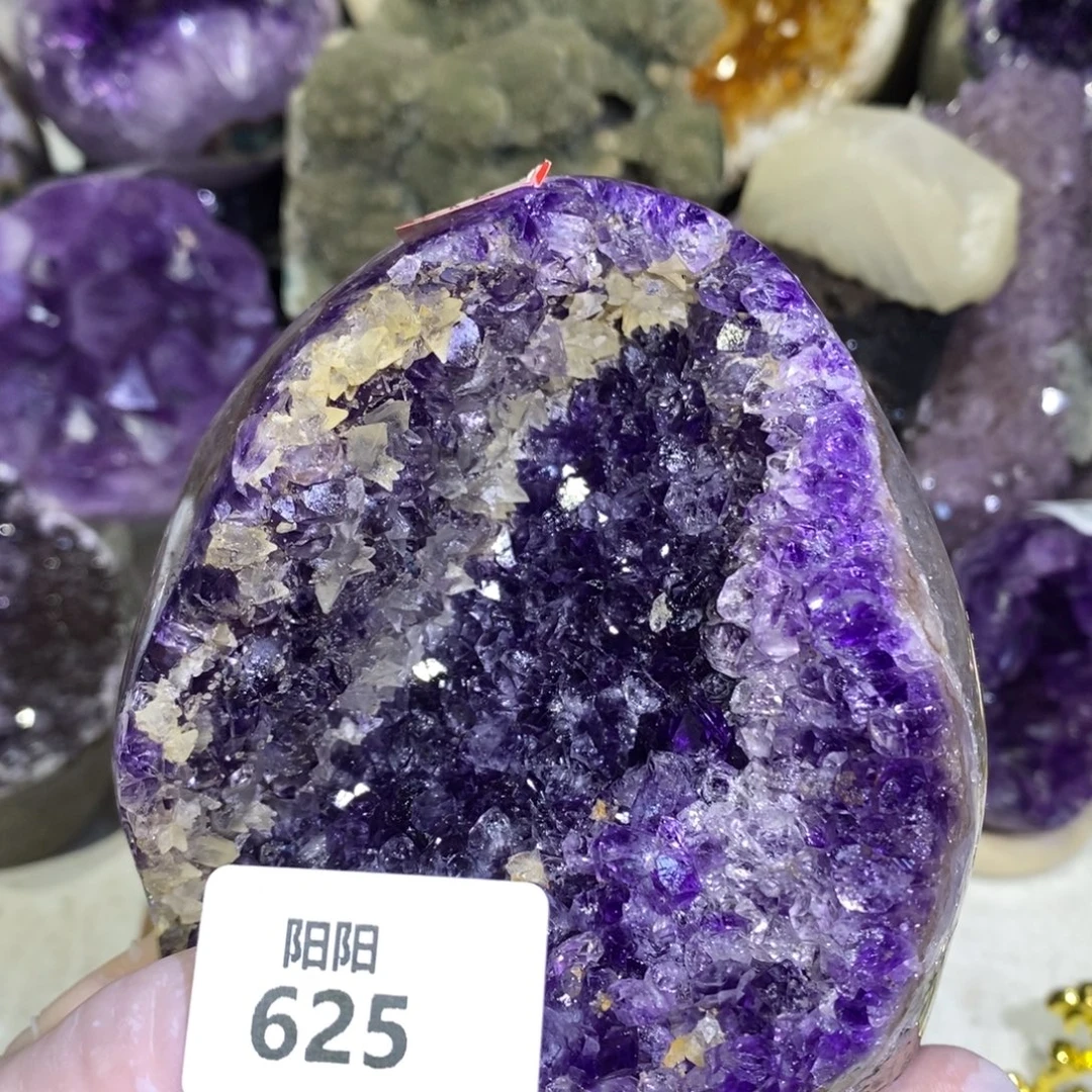 未镶嵌大型摆件（非配饰）水晶