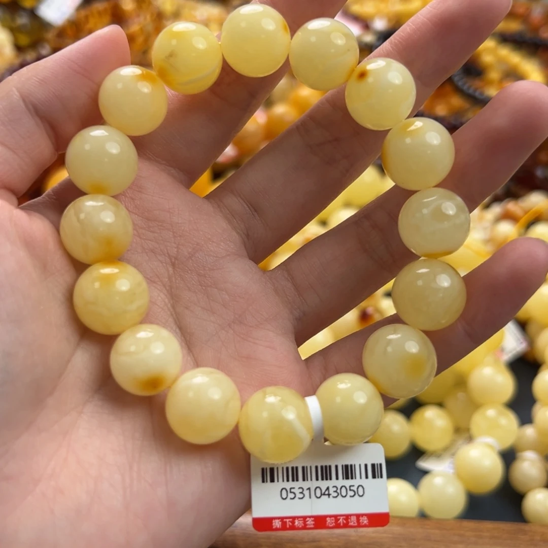 未镶嵌琥珀珠宝奇石