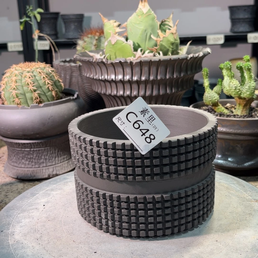 景德镇手工素里内口13高9.5瑕疵