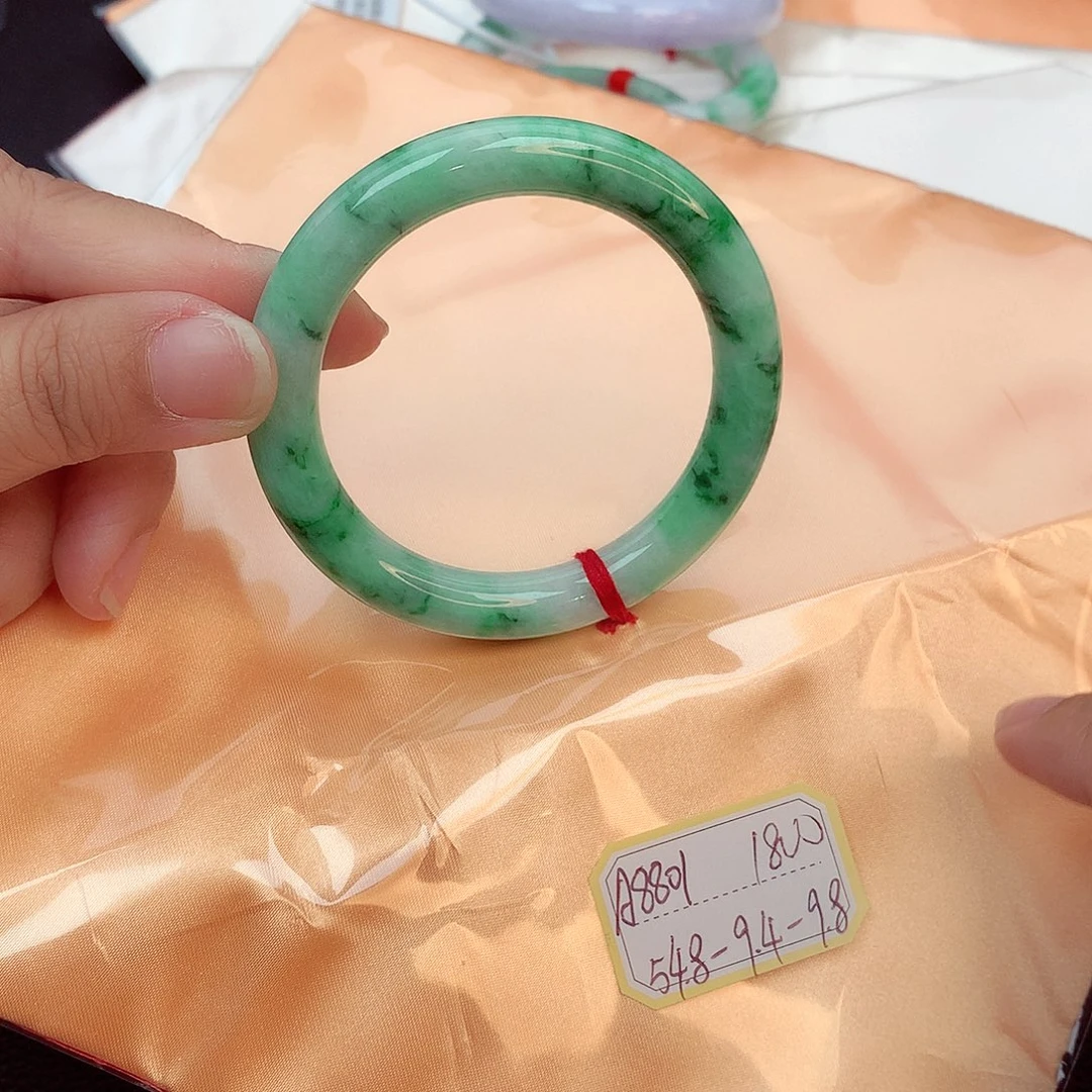 翡翠手镯未镶嵌天然缅甸翡翠A货