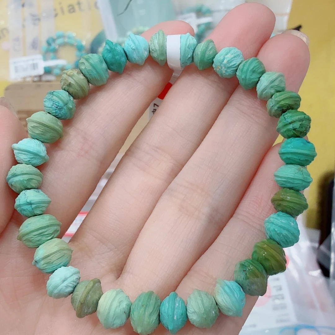 未镶嵌绿松石珠宝奇石