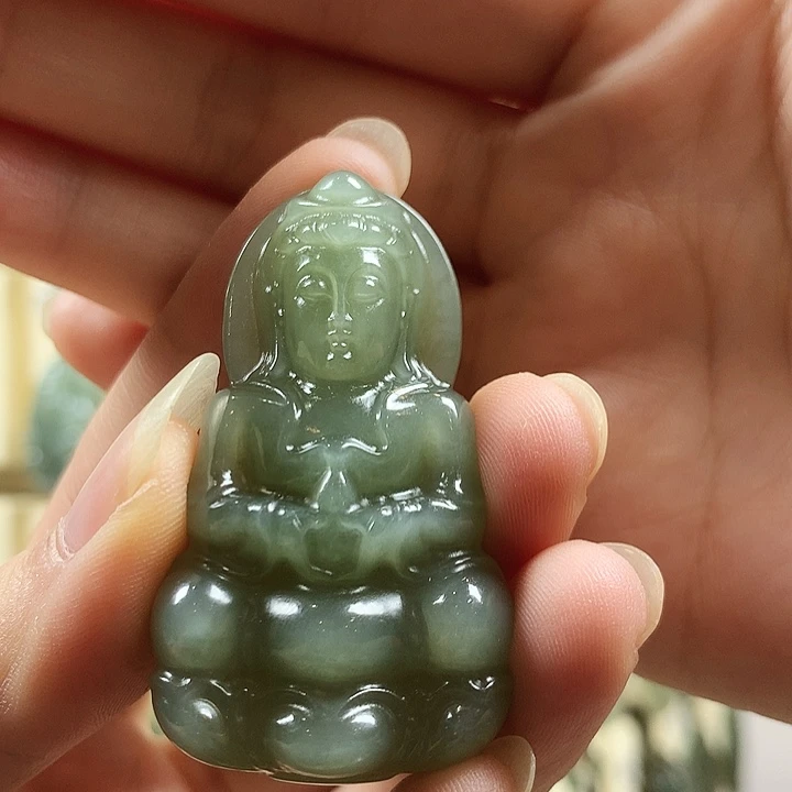 颈饰未镶嵌和田玉Y*、