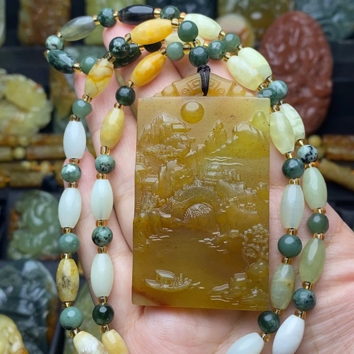 蛇纹石玉未镶嵌颈饰