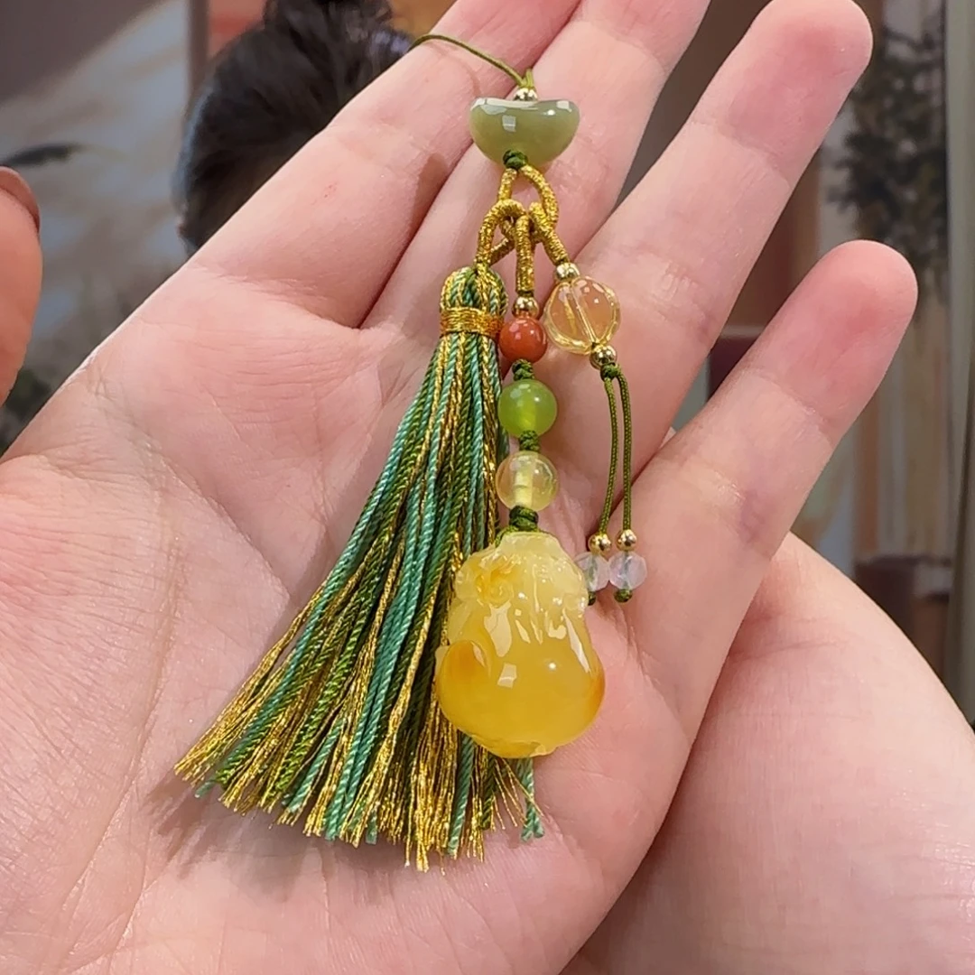 蜜蜡未镶嵌吊坠(赠链)