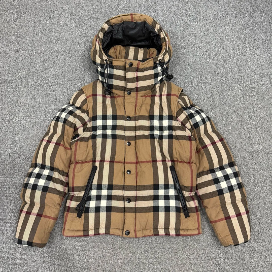 99新 BURBERRY/博柏利 13404337 棕色格纹马甲羽绒服外套 S码99新