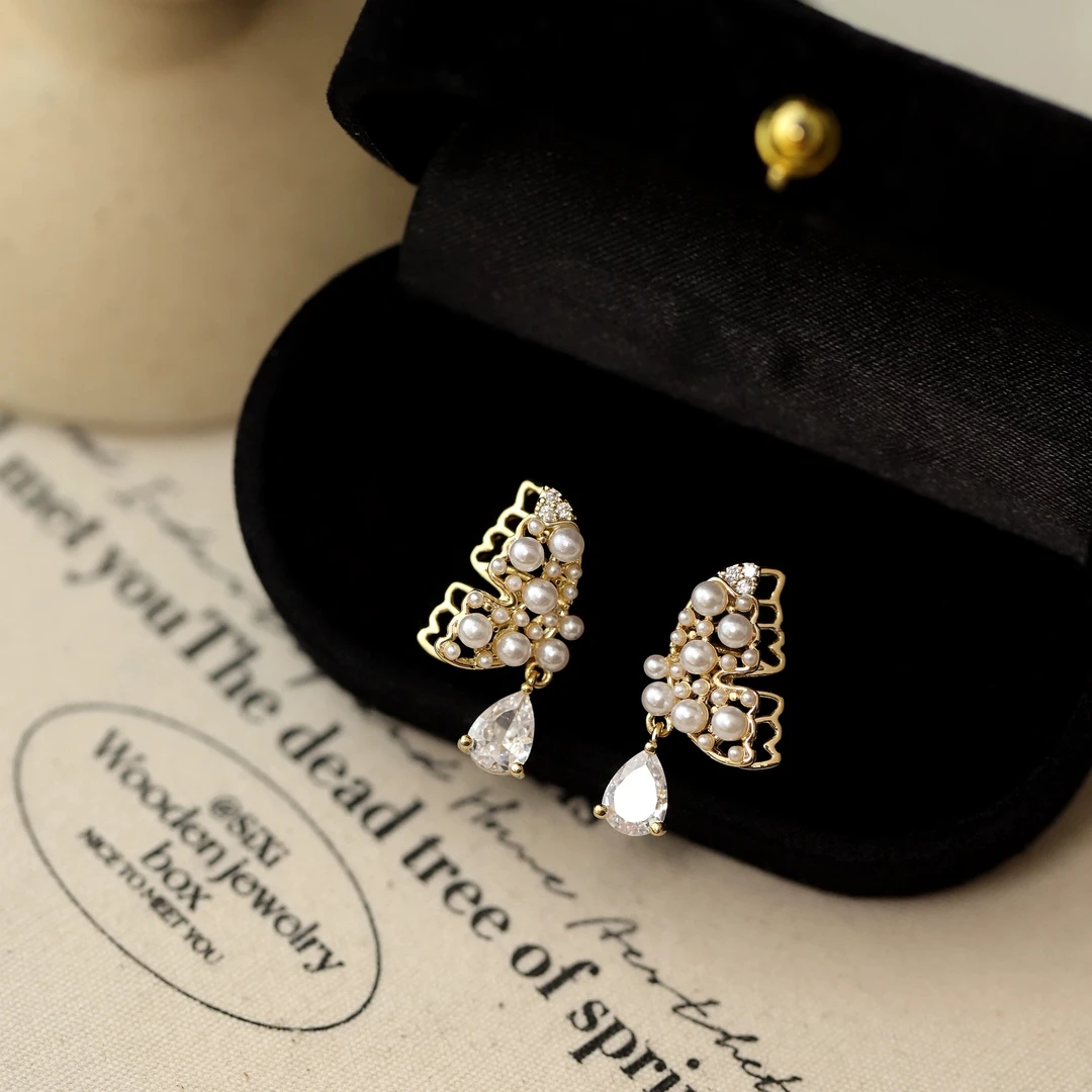 铜合金耳饰 双层蝴蝶耳钉高级感轻奢时尚个性气质耳环K1467