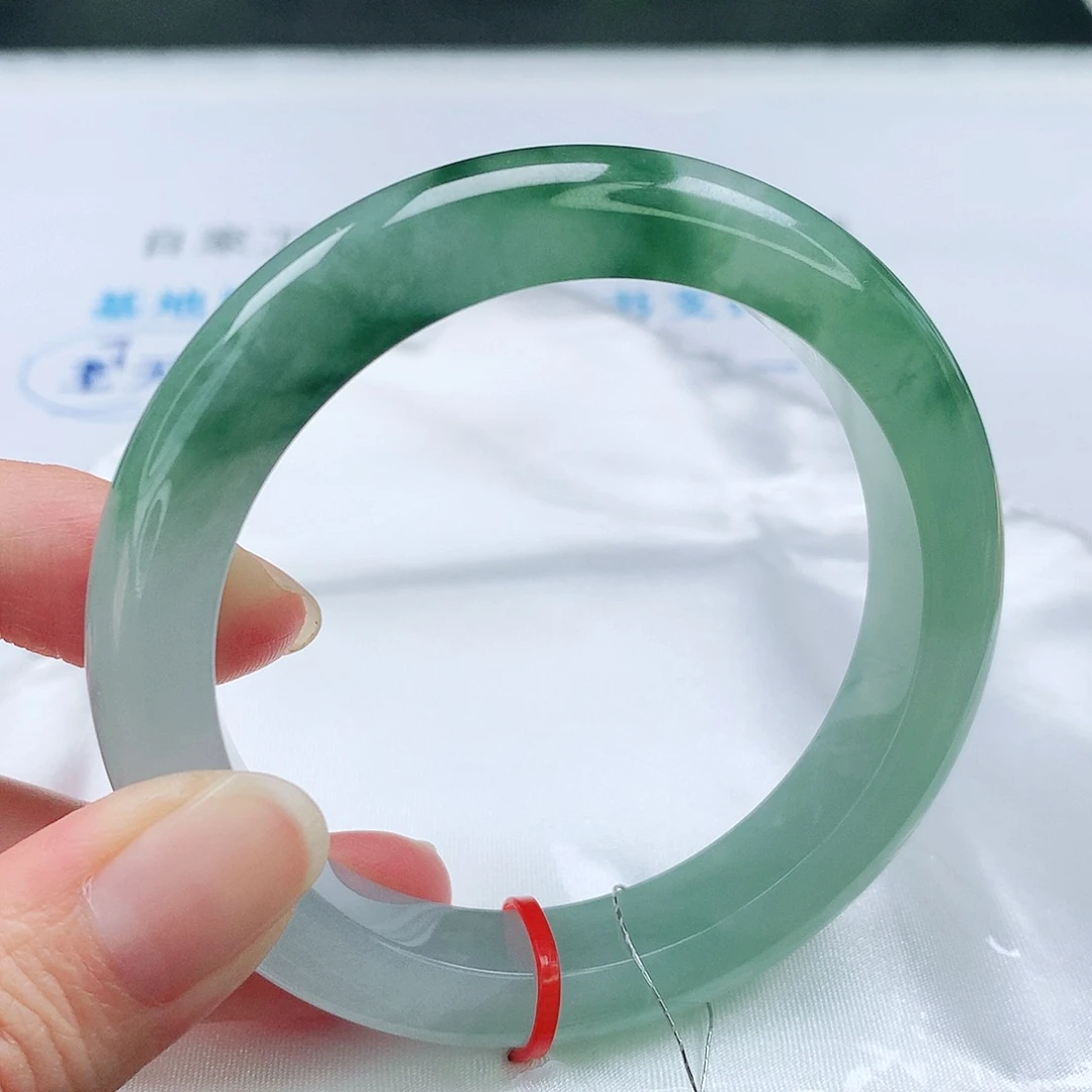 翡翠手镯未镶嵌55➕圈