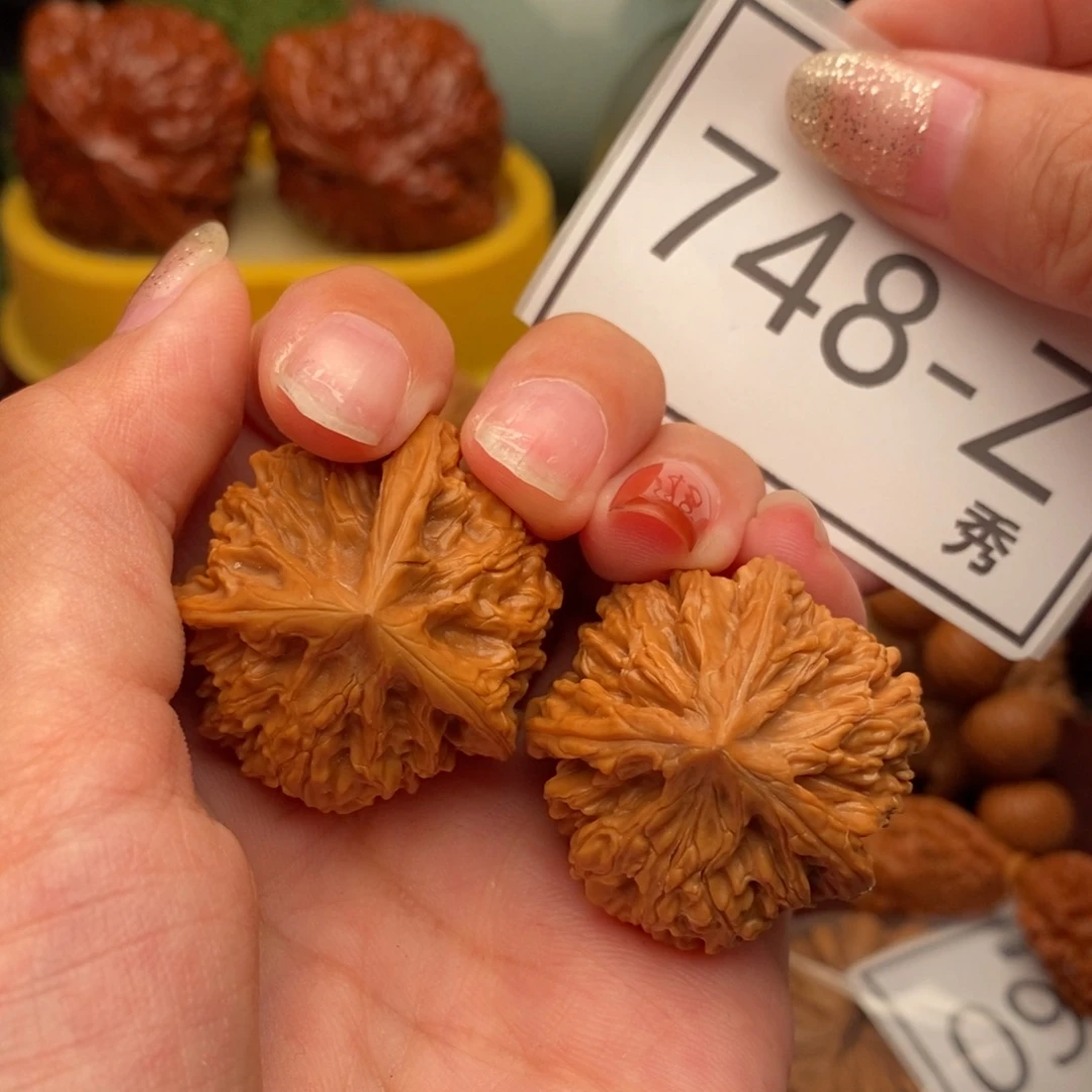 桃核把件玉龙奔34……