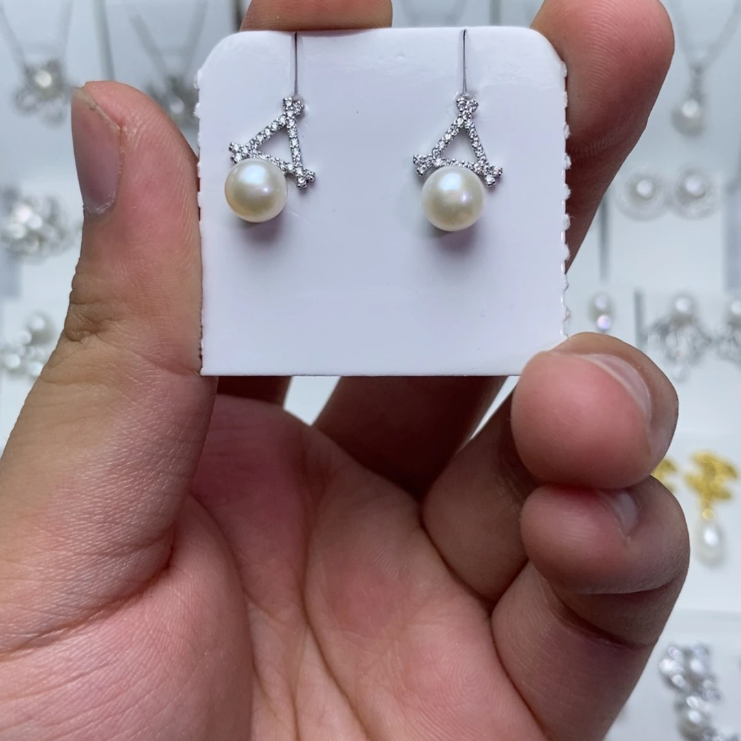 耳饰未镶嵌淡水珍珠