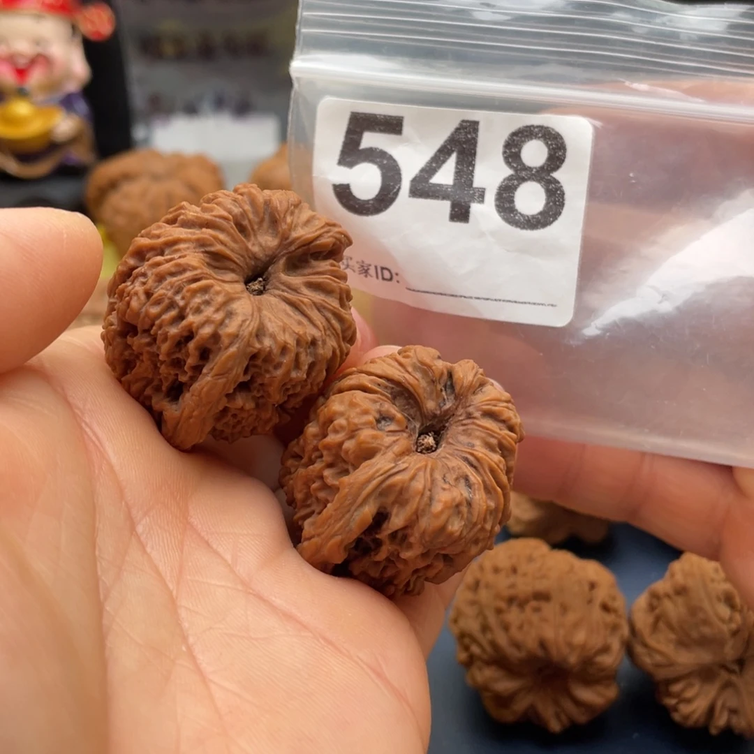 文玩核桃把件南疆凹底天残留疤拉丝32 31 32/35