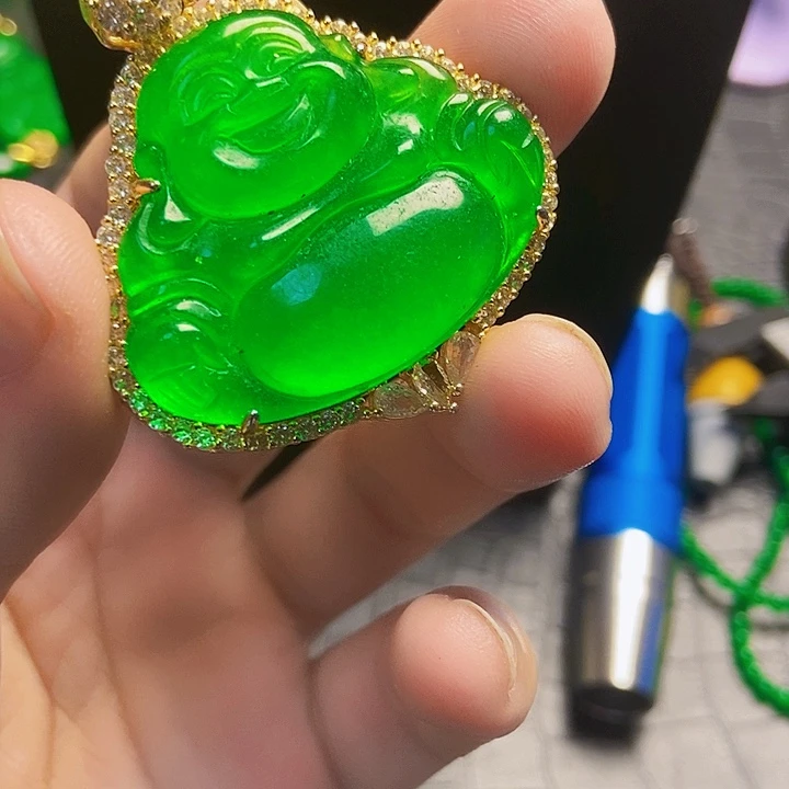 颈饰14K金镶嵌翡翠