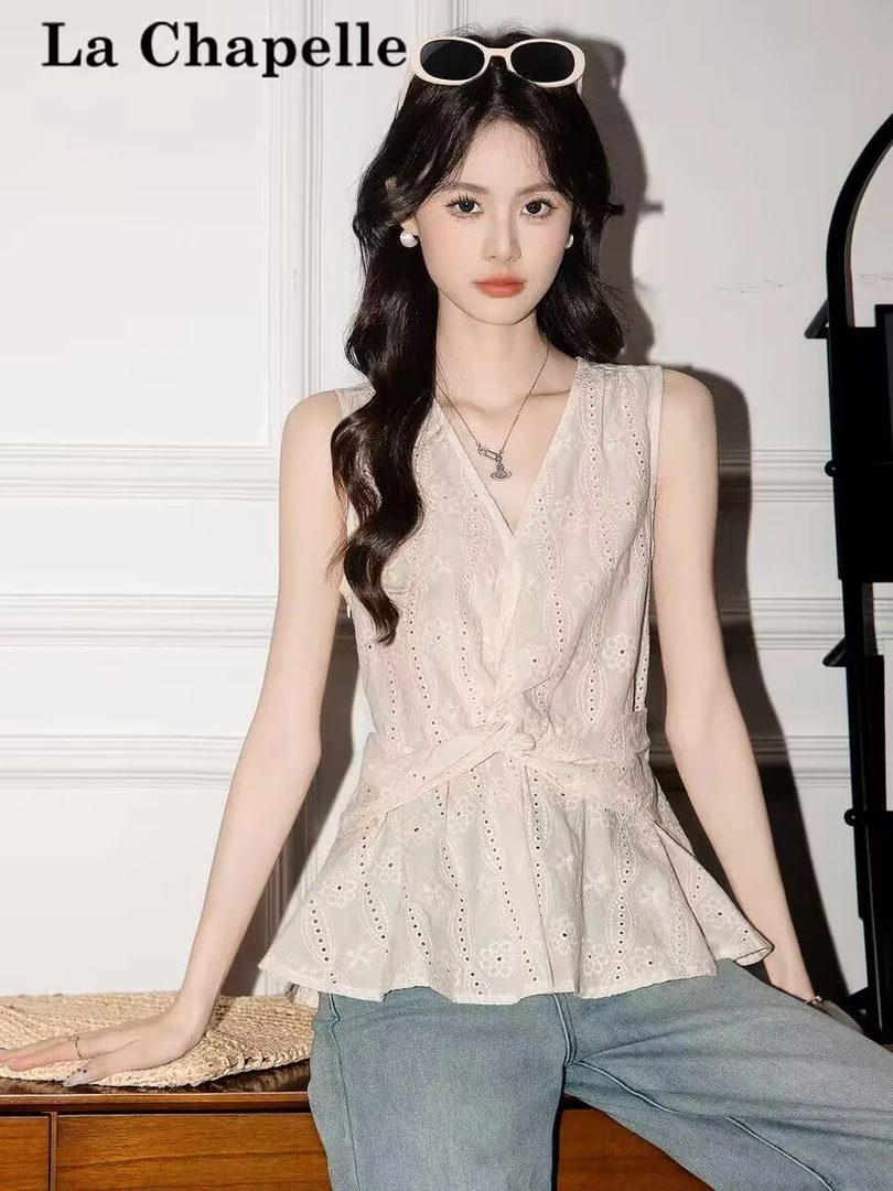 拉夏贝尔法式镂空V领扭结无袖背心女2025夏季设计感外穿收腰上