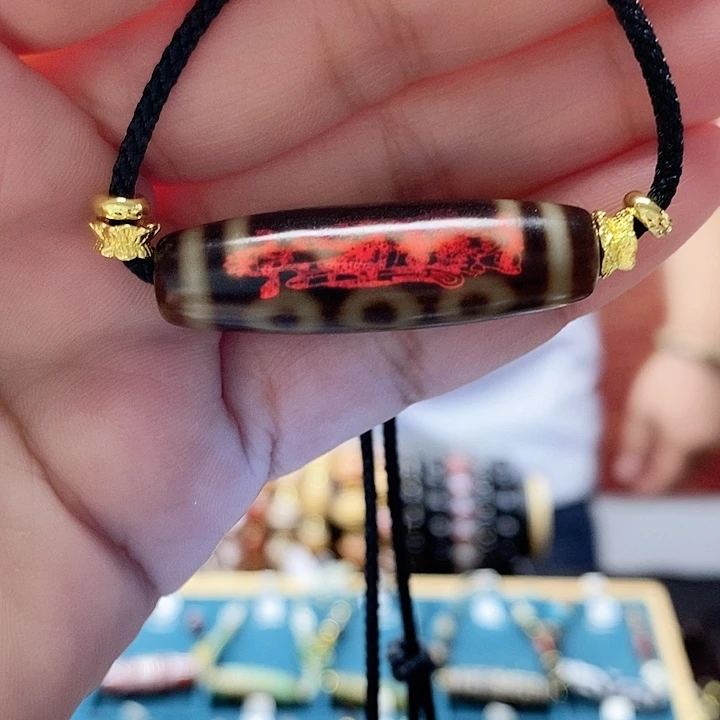 玛瑙/玉髓颈饰合金