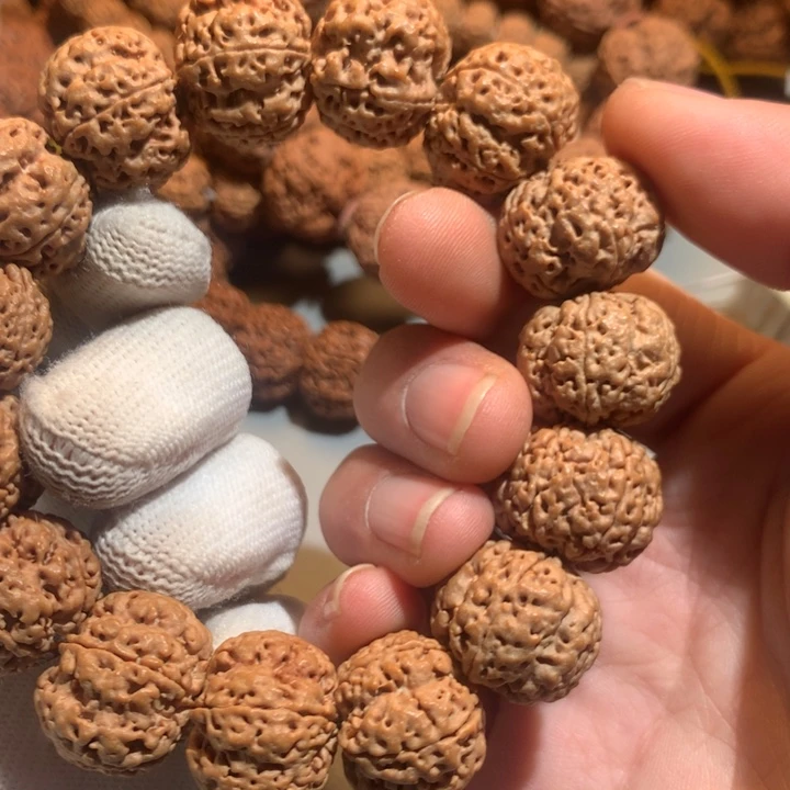 金刚菩提手串20尺寸水晶皮梅花