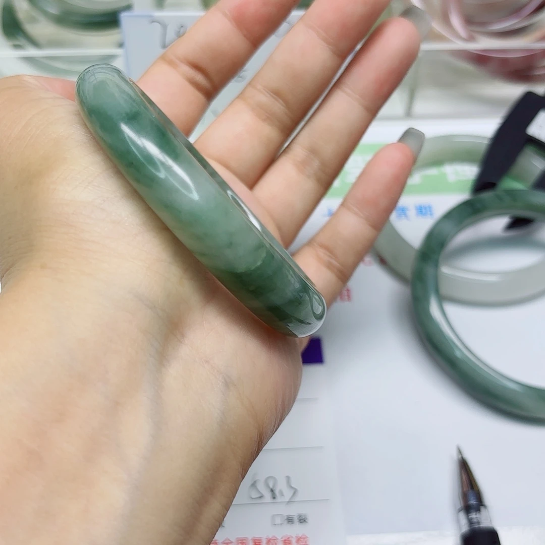 未镶嵌手镯石英质玉40/5758