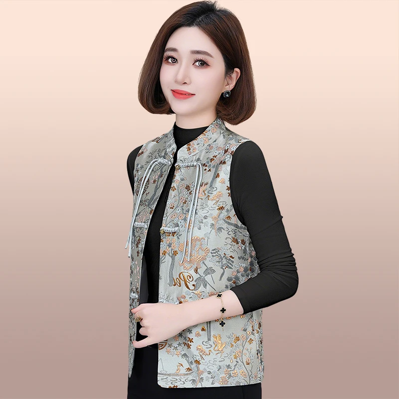 新中式国风马甲女士春秋外套2025年新款春季盘扣妈妈外穿马夹坎肩