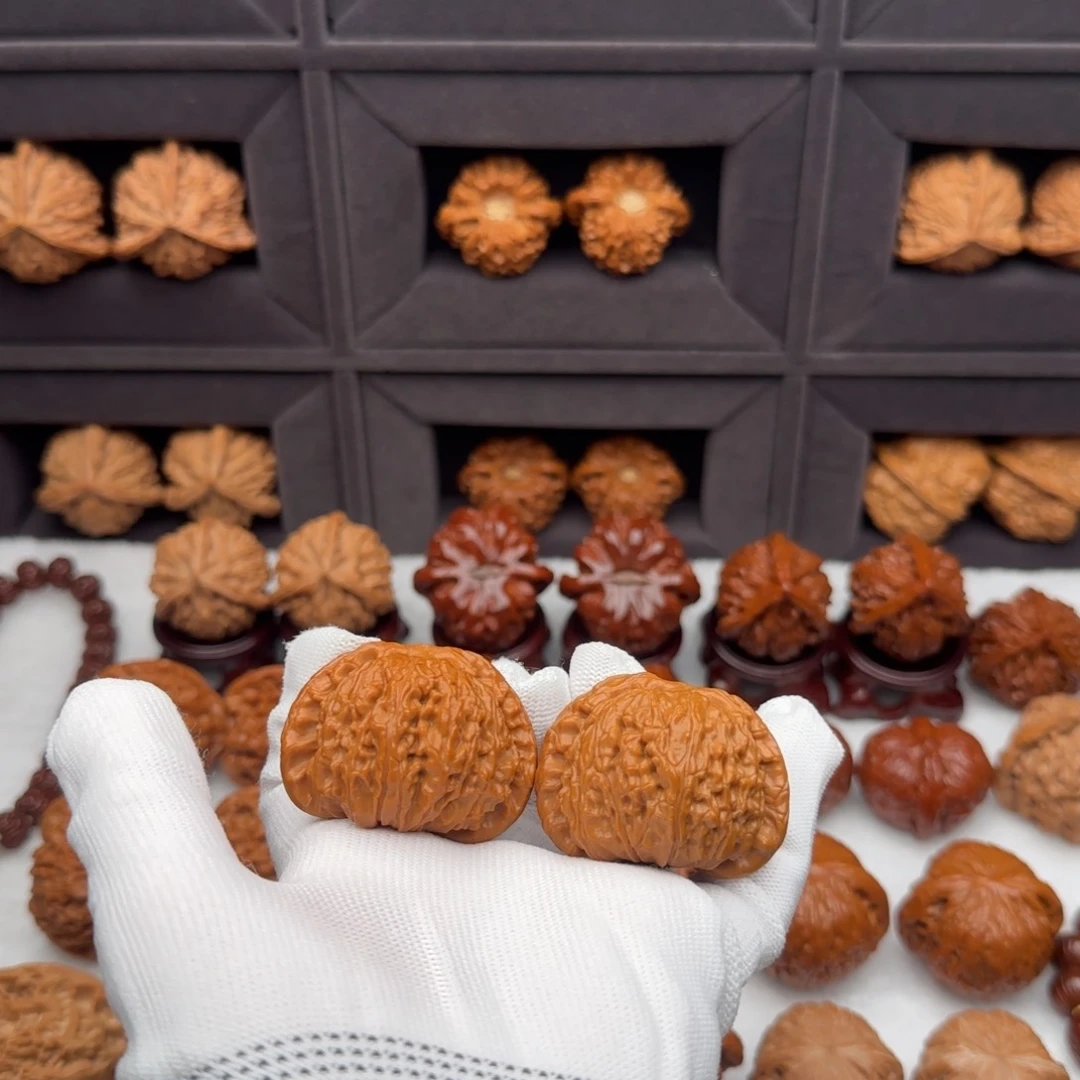 吊坠文玩核桃44白狮子