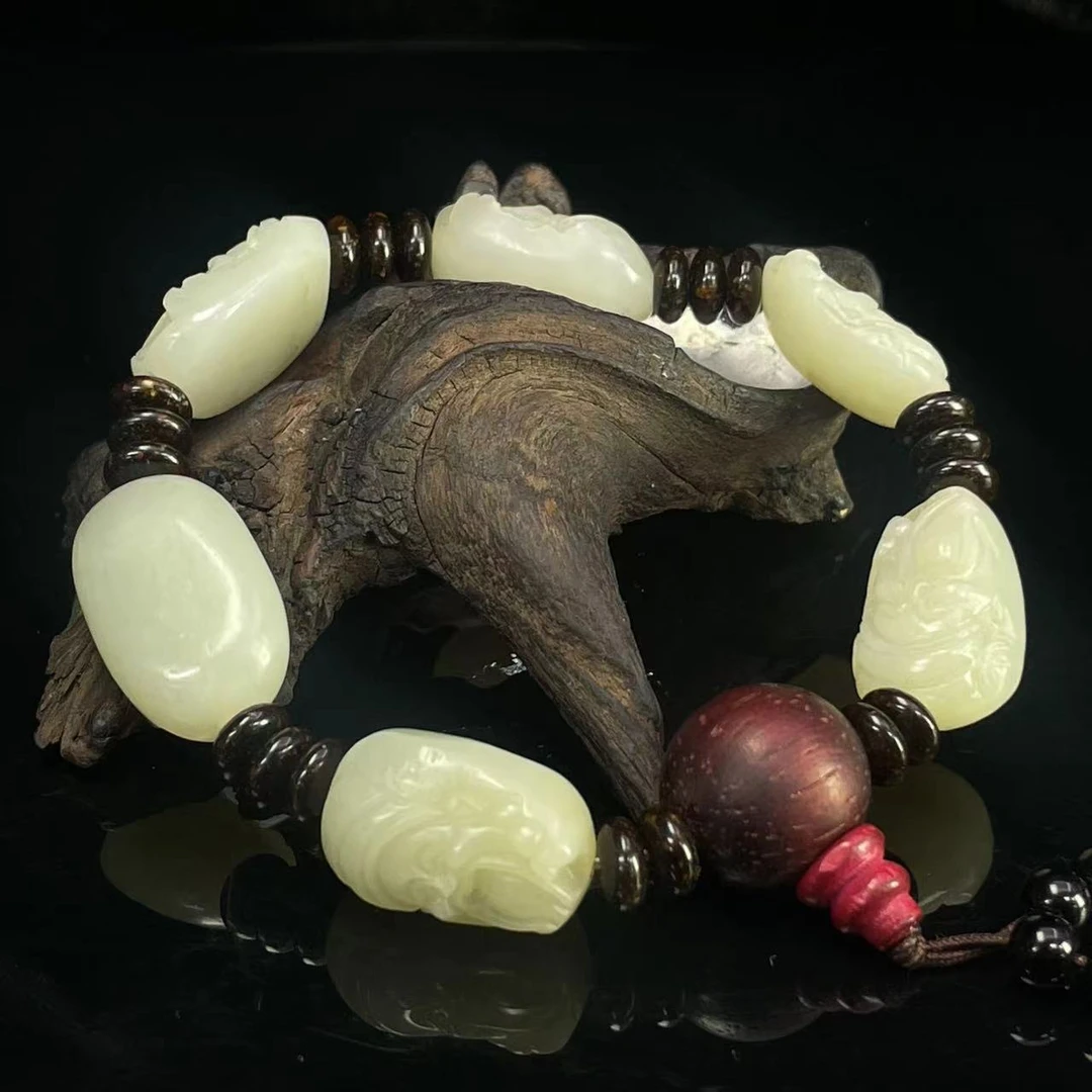 A563 和田玉手串  QQ131041