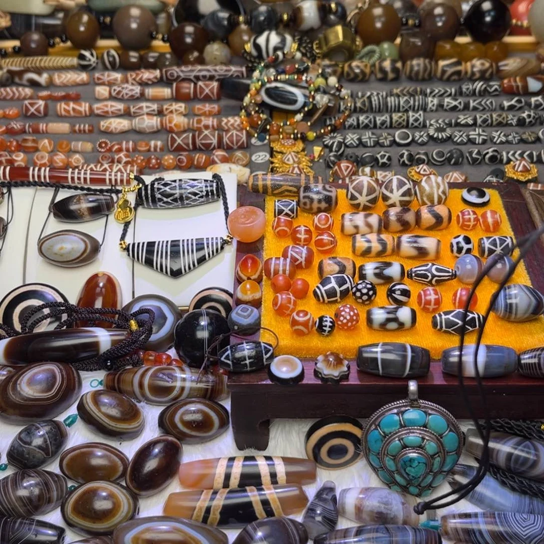 未镶嵌单珠玛瑙/玉髓达*刘