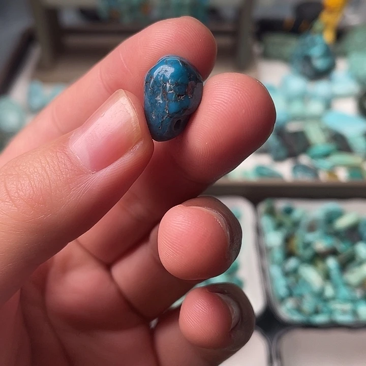 绿松石未镶嵌吊坠