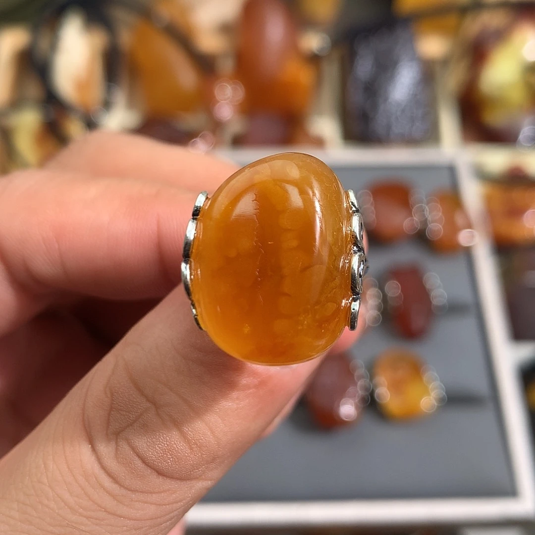 蜜蜡裸石未镶嵌你