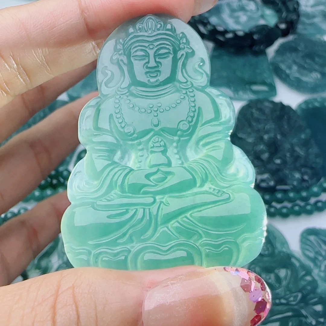 颈饰未镶嵌翡翠多样性发货天然的A货翡翠