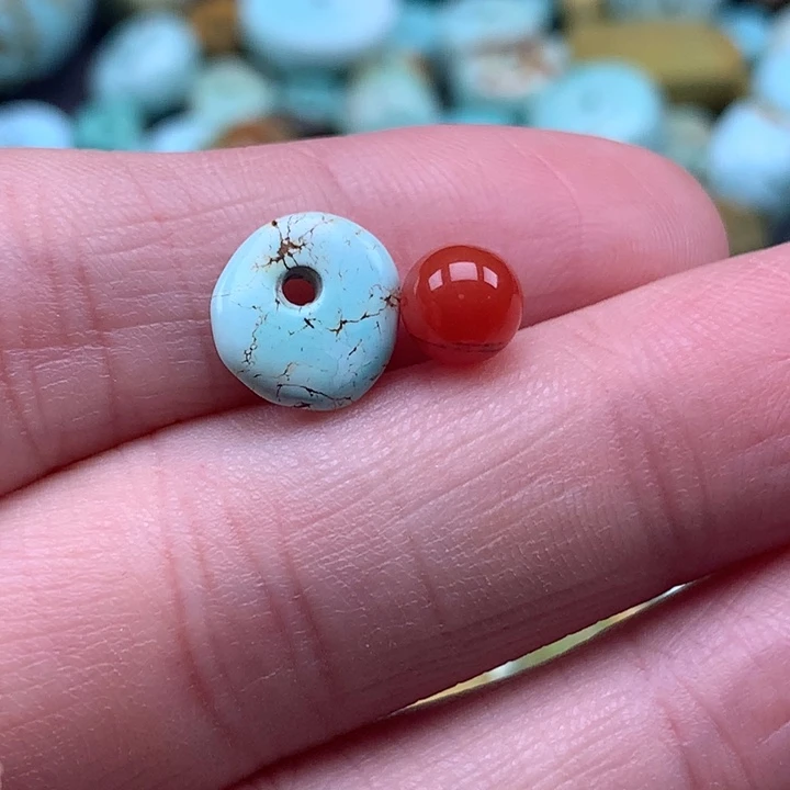 南红玛瑙未镶嵌珠宝奇石