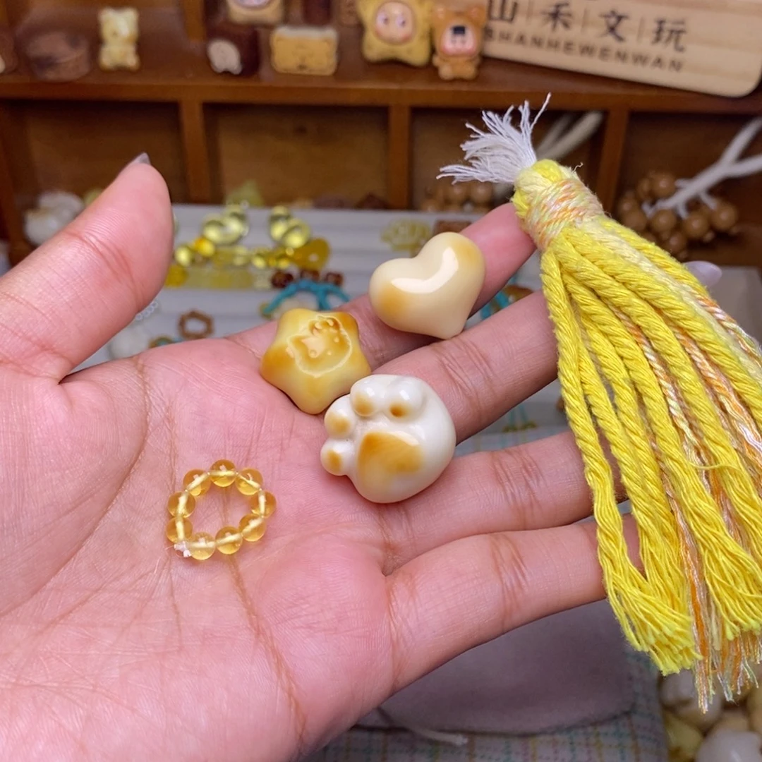 靳***三猴头核桃吊坠爱心 猫爪 星星 蜜透卡 金桂