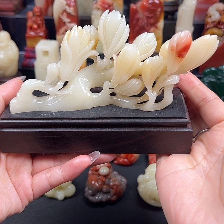 寿山石老性芙蓉石