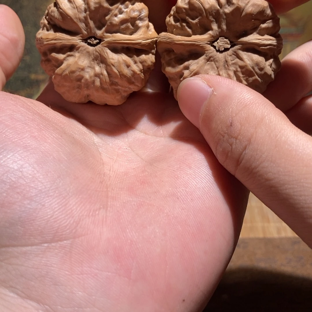 机***k文玩核桃吊坠蛤蟆头D49