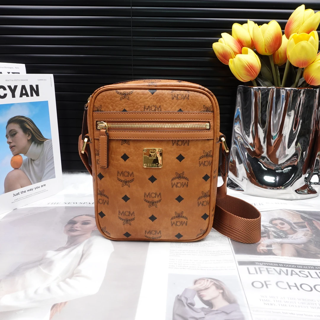 95新 MCM 单肩包/T10224022