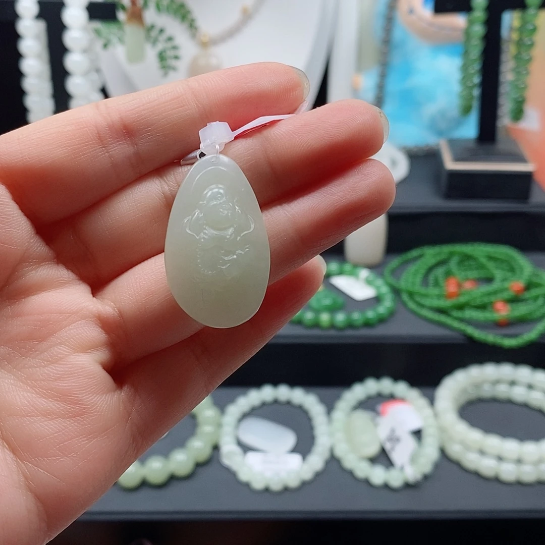 和田玉未镶嵌手串