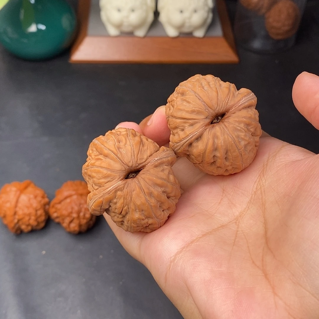 文玩核桃把件元宝全品42