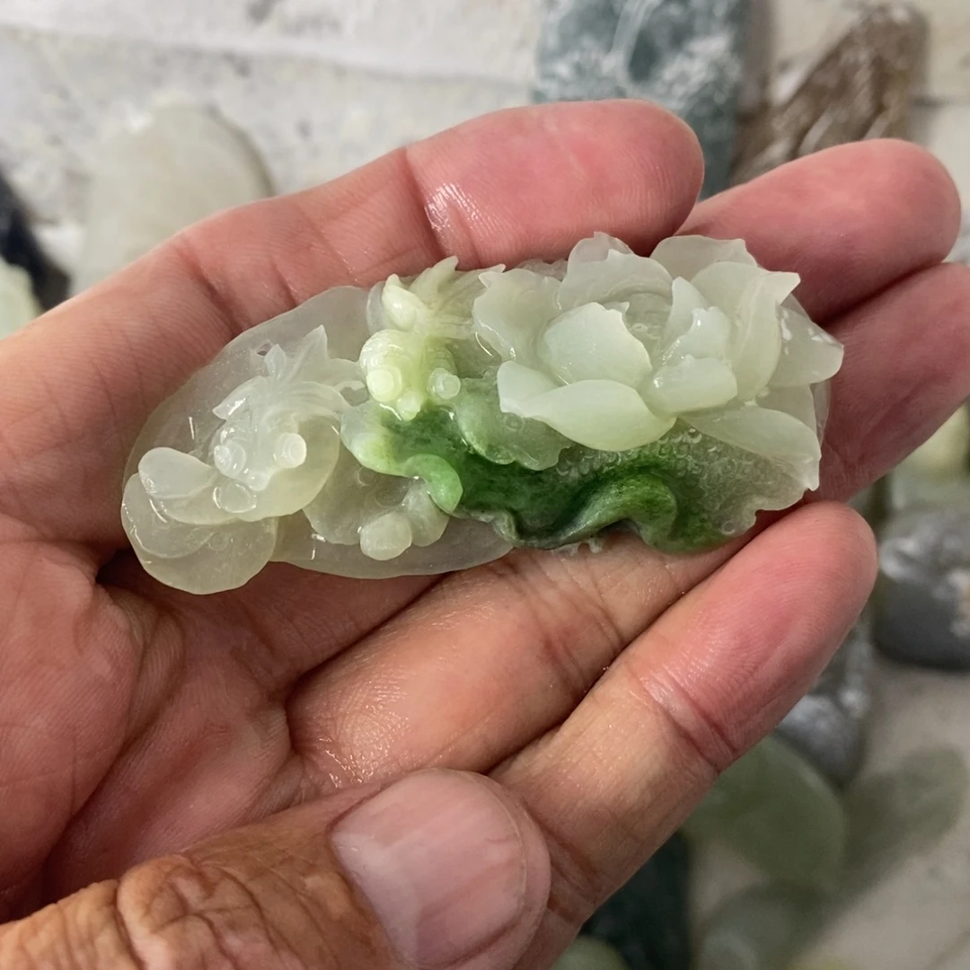 和田玉未镶嵌吊坠(不含链)