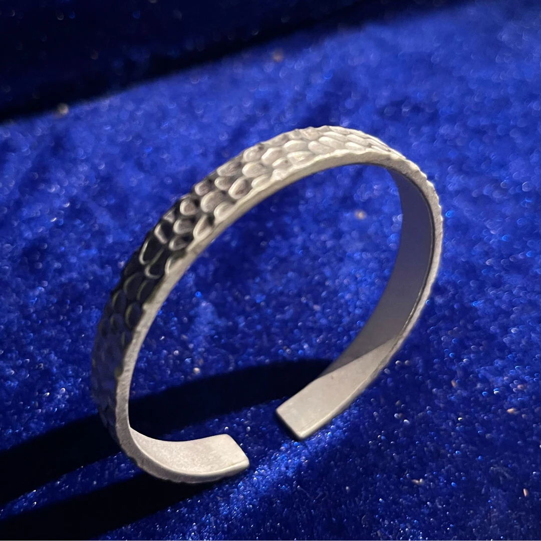 足银手镯 【德榜苗族银饰】锤纹手镯