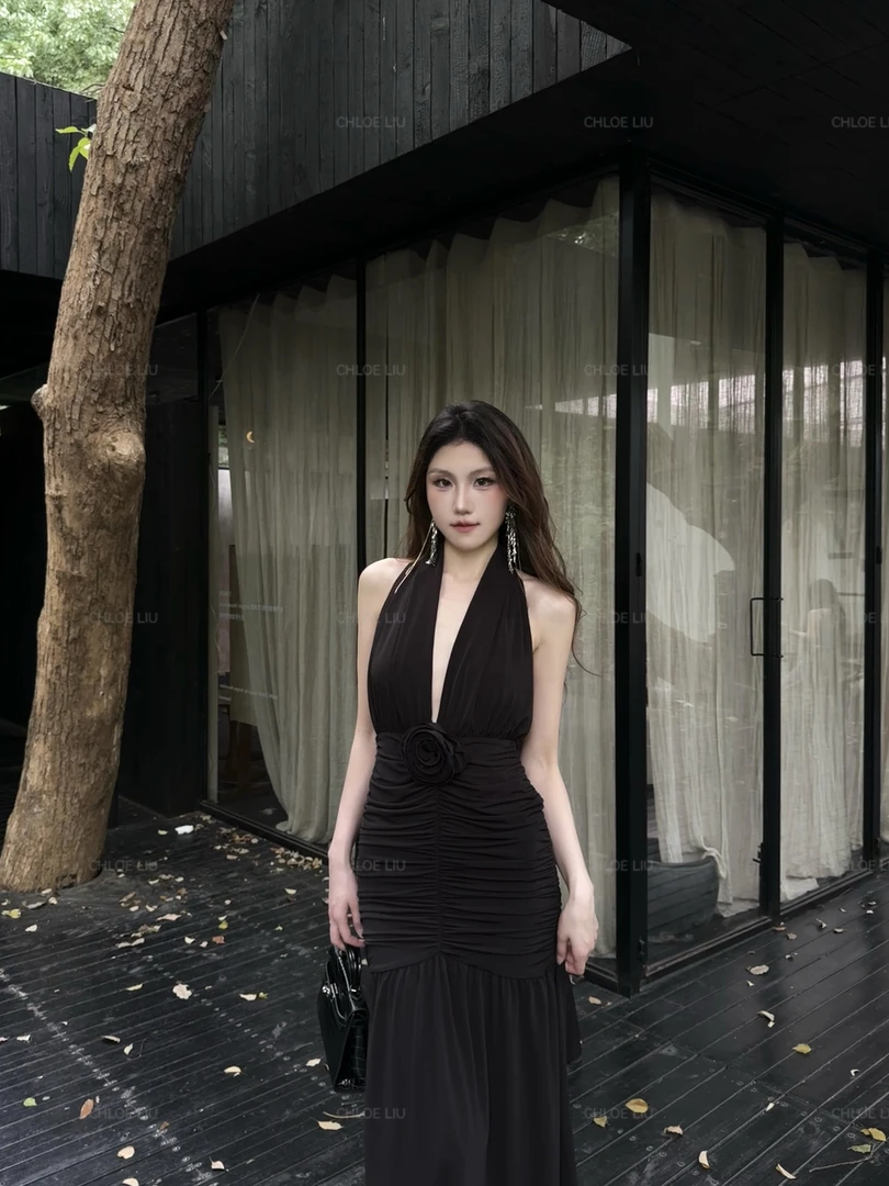 【夏夜繁花】黑色气质法式挂脖V领褶皱露背高级感礼服法式连衣裙