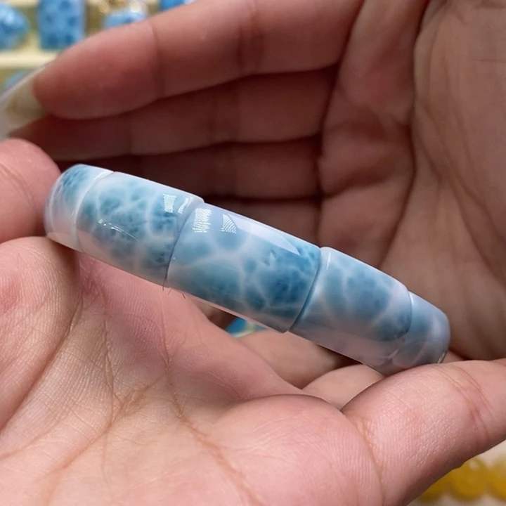 针钠钙石（海纹石）未镶嵌手链