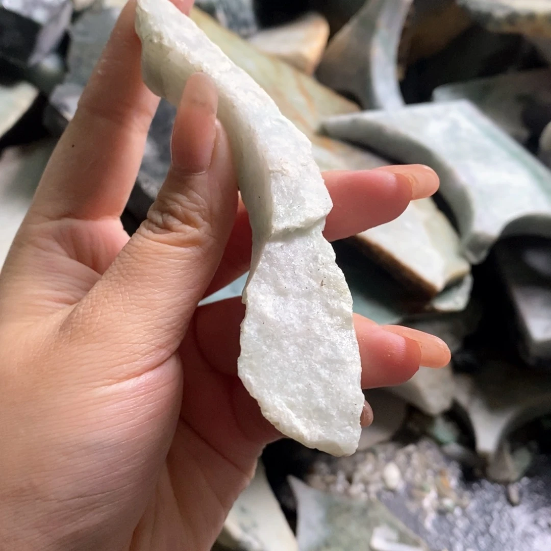 颈饰未镶嵌翡翠天然翡翠