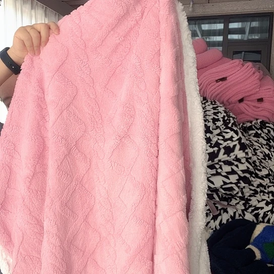 羊驼毛粉色麻花双层150×200