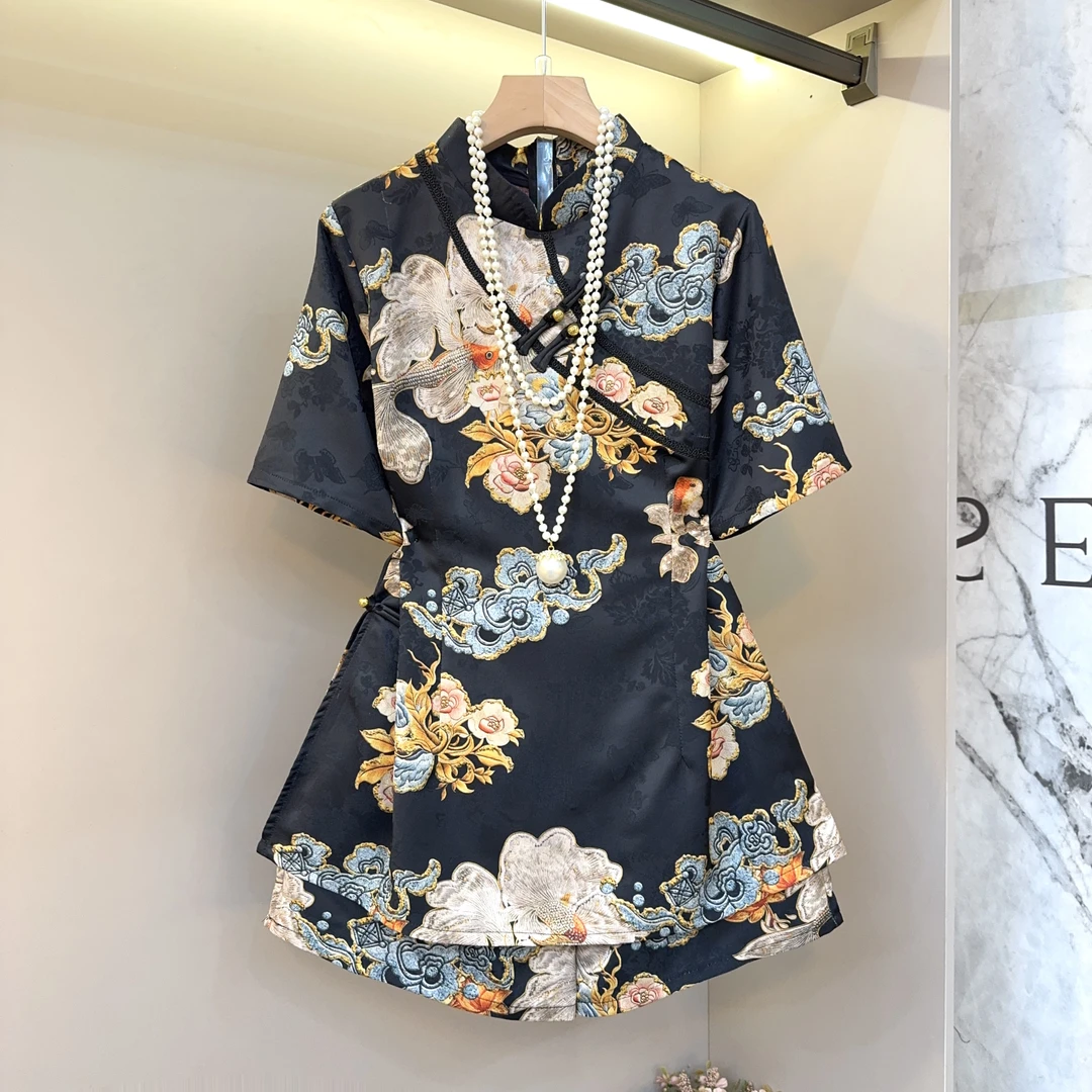 大码时尚女装2025新款新中式盘扣设计感提花上衣短裤两件套78011