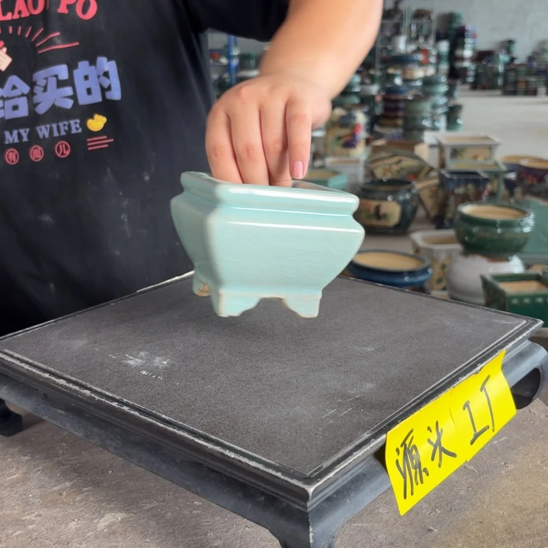 。一风堂石湾花盆 内7*7