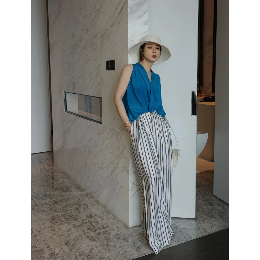 【兜风】很时髦  挖肩设计兜摆宽松19姆米桑蚕丝宽松法式上衣