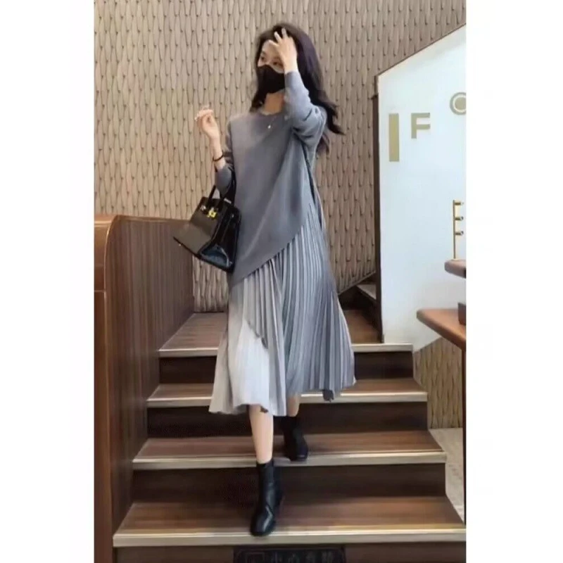 假两件拼接针织连衣裙女秋冬新款显瘦内搭打底中长款毛衣裙女