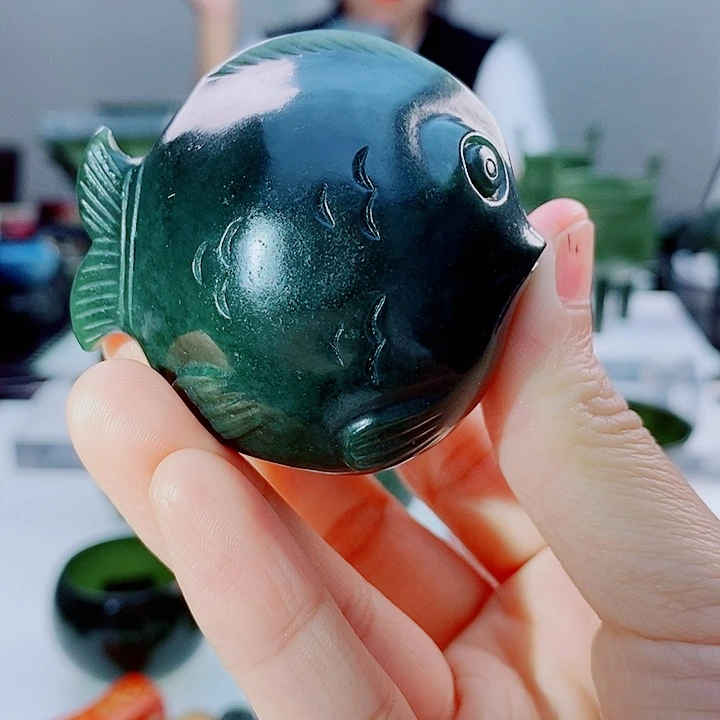 和田玉（青玉）未镶嵌把件