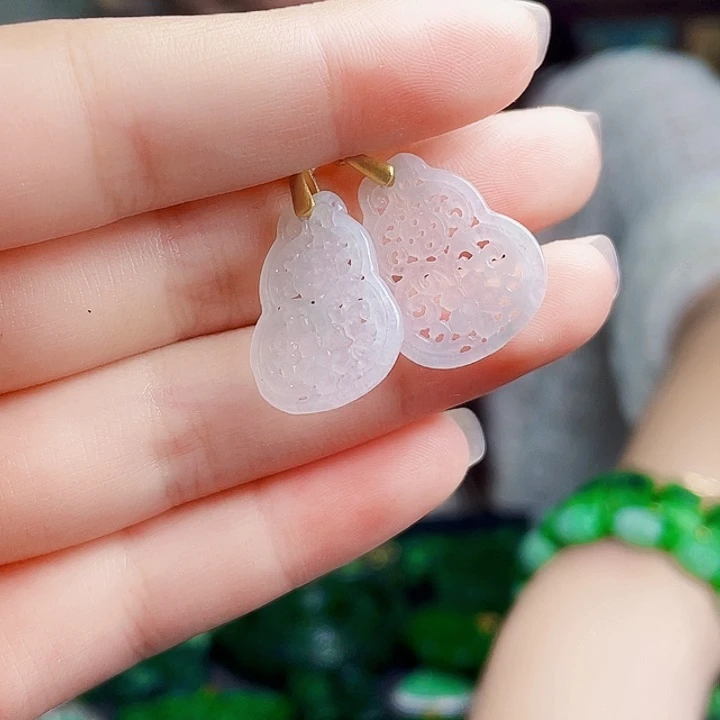 翡翠银S925镶嵌颈饰多样性