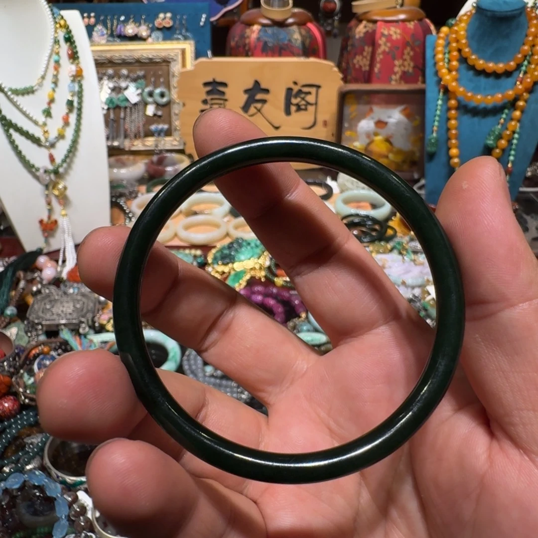 和田玉（碧玉）手镯未镶嵌老矿碧玉老菠菜绿
